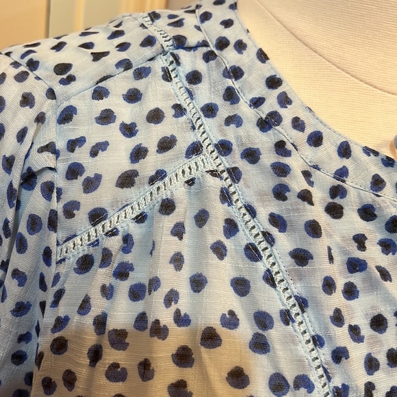 Plus Size Top - Picture 6 of 6